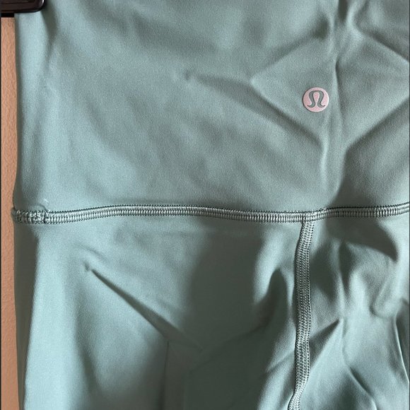 Lululemon Wunder Train High-Rise - Picture 2 of 13